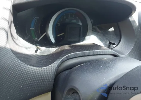 2010 Honda Insight Ex from USA, damaged, VIN JHMZE2H76AS005567